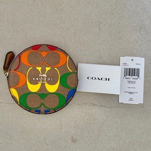 Coach Rainbow coin/card/ear bud case